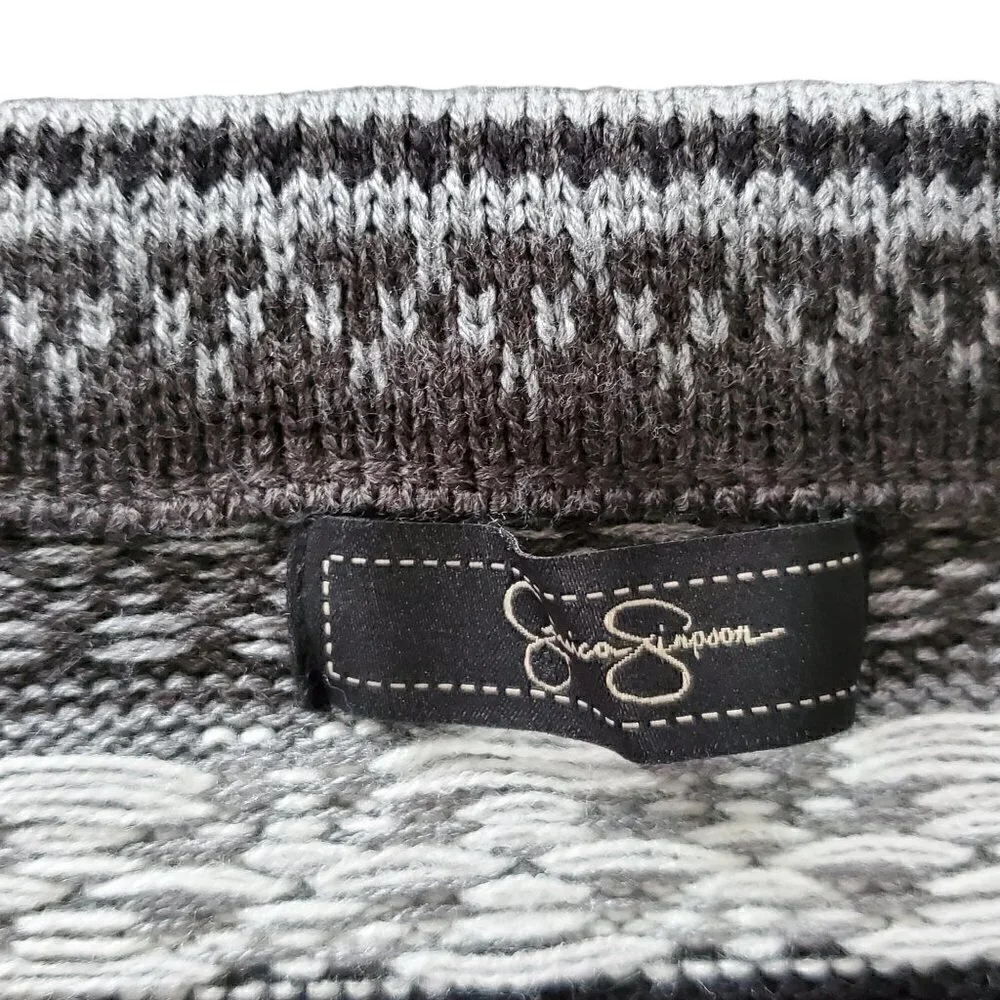 JESSICA SIMPSON SWEATER SKIRT SIZE MED